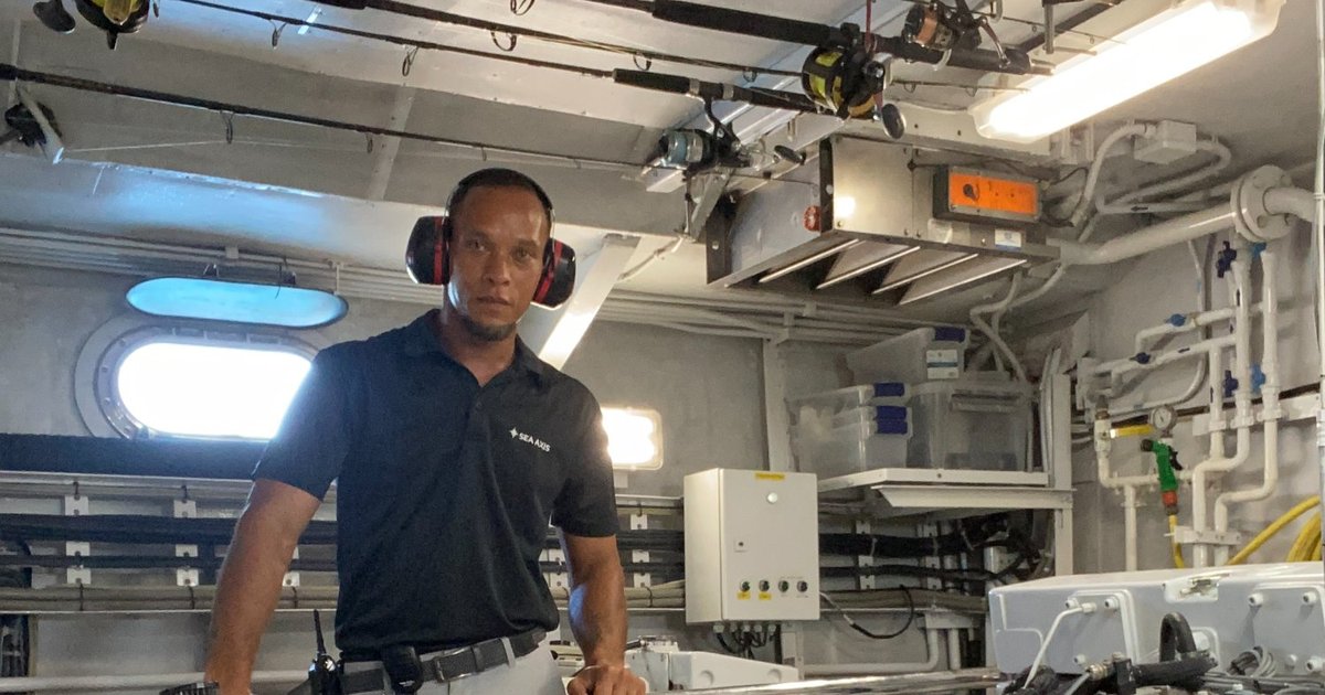 Marine engineering — superyacht engine room systems